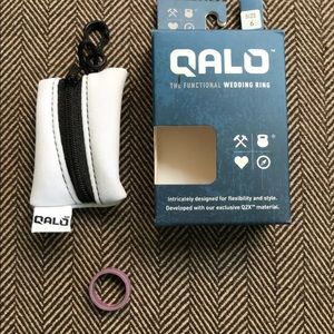 Qalo Jewelry - QALO women’s silicone wedding band, size 6, lilac Qalo Jewelry - QALO women’s silicone wedding band, size 6, lilac